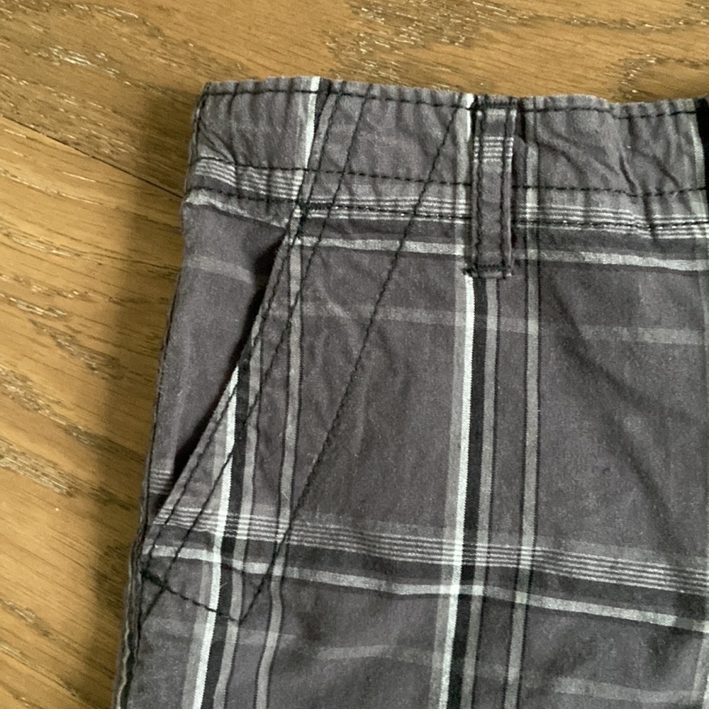 NWOT - Boy’s Generra Cargo Shorts - Picture 4 of 11